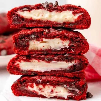 Galletas Red Velvet con Centro Cremoso de Frosting de Queso